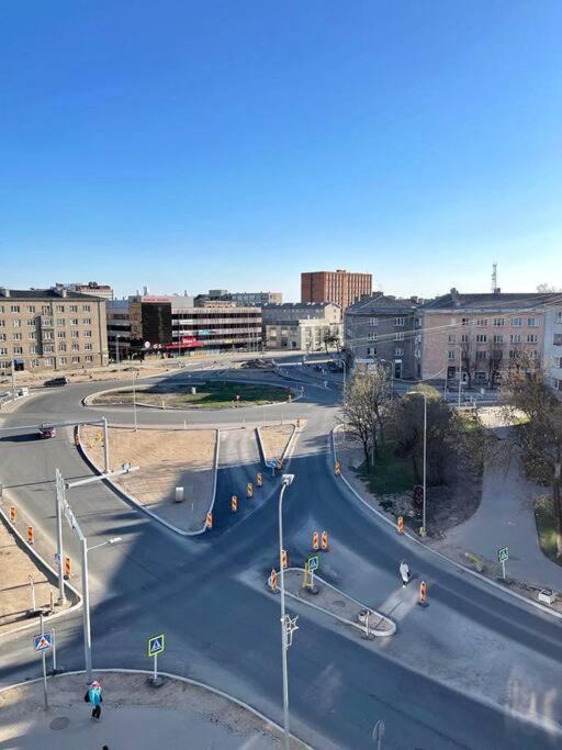 New Apartment With A View In The Town Center Нарва Экстерьер фото