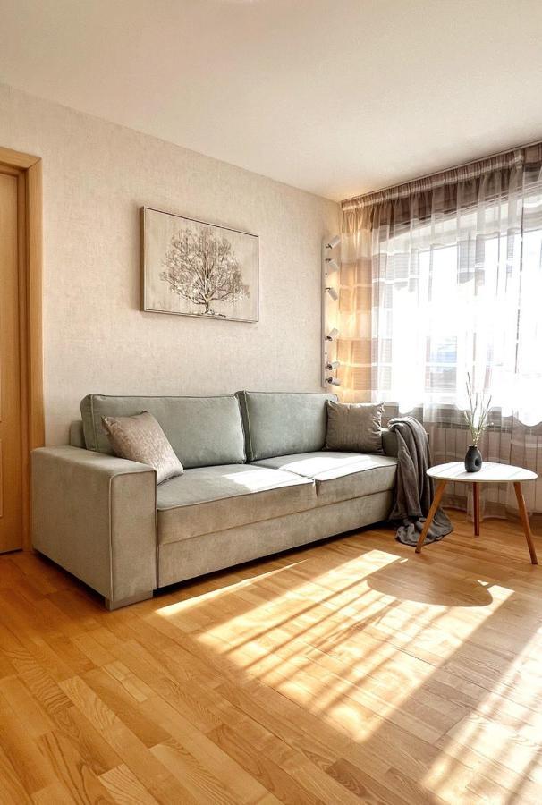 New Apartment With A View In The Town Center Нарва Экстерьер фото