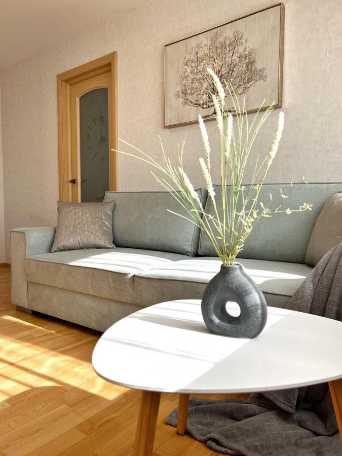 New Apartment With A View In The Town Center Нарва Экстерьер фото